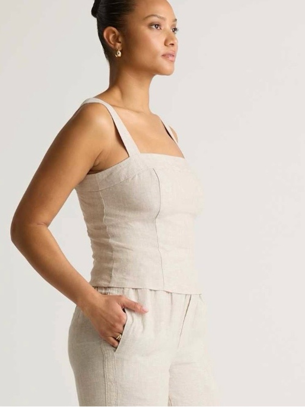Quince 100% European Linen Fitted Tank in Flax, size Large.